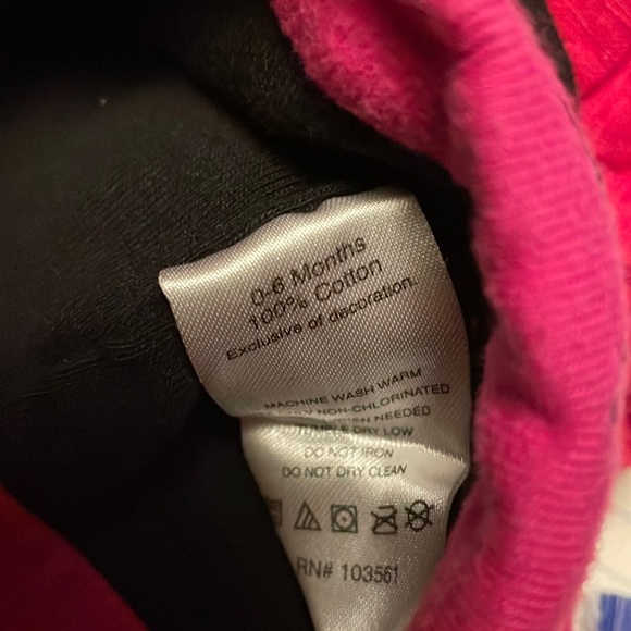 NIKE baby hat 0-6 months pink and black - Picture 3 of 3